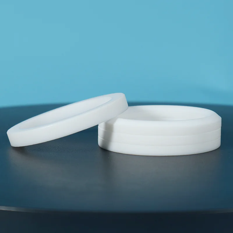 Hur förbättrar ett PTFE-packningsset tätningsprestanda i krävande tillämpningar?